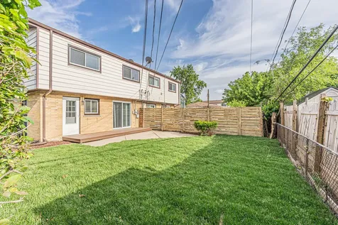 9272 North Home Terrace Des Plaines IL 60016