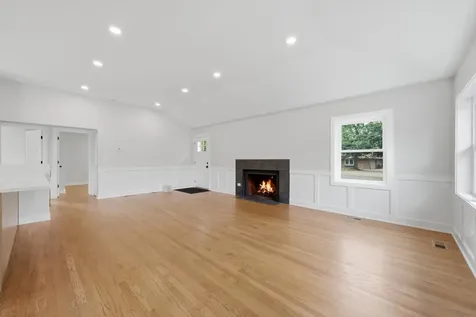 75 Brookdale Lane Palatine IL 60067