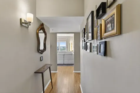 201 North Vail Avenue Arlington Heights IL 60004