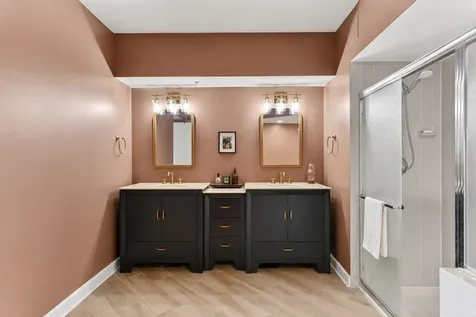 201 North Vail Avenue Arlington Heights IL 60004