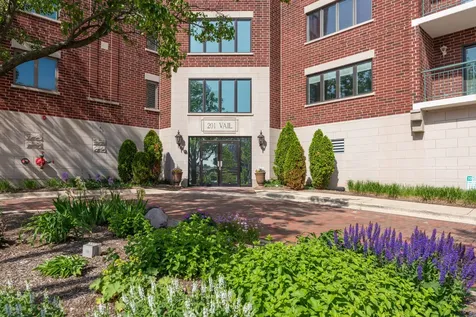 201 North Vail Avenue Arlington Heights IL 60004