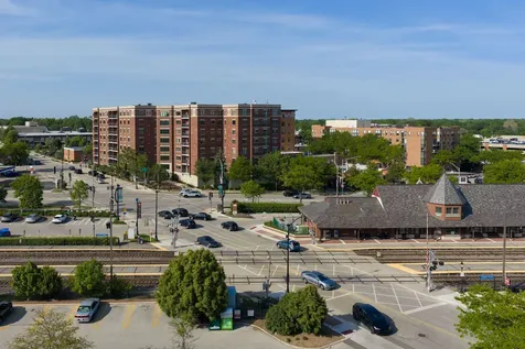 201 North Vail Avenue Arlington Heights IL 60004