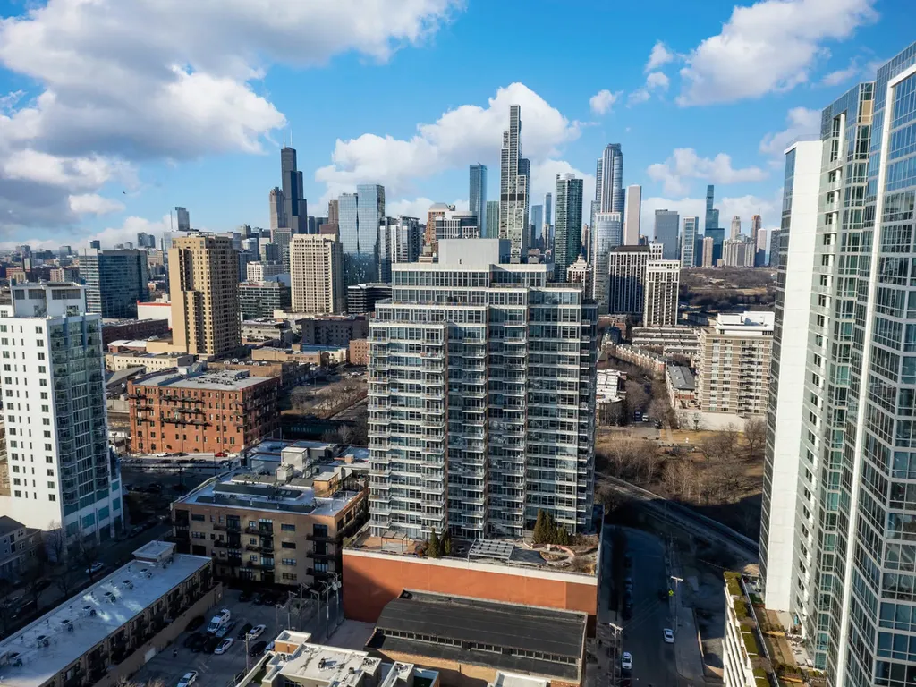 1600 South Prairie Avenue Chicago IL 60616