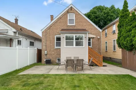 5424 North Mobile Avenue Chicago IL 60630