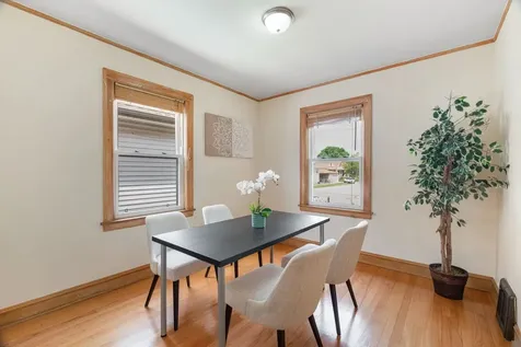 5424 North Mobile Avenue Chicago IL 60630