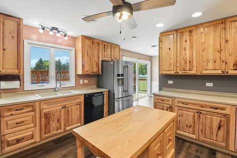 812 South Farrell Road Lockport IL 60441