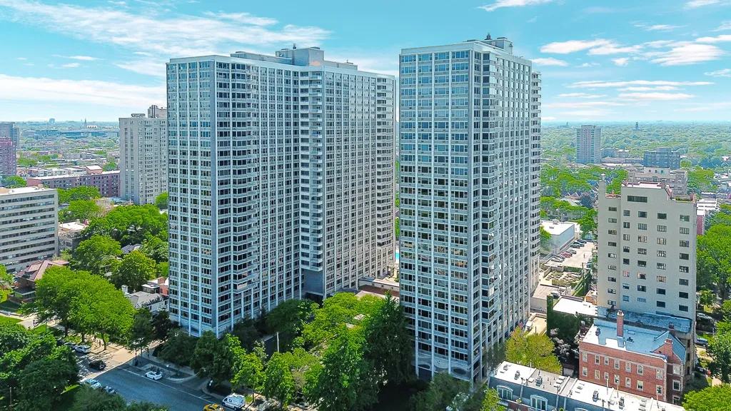 4250 North Marine Drive Chicago IL 60613