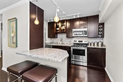 4250 North Marine Drive Chicago IL 60613