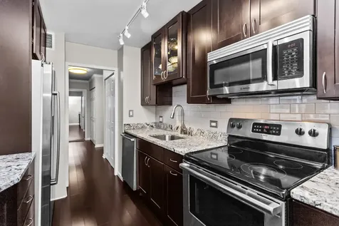 4250 North Marine Drive Chicago IL 60613