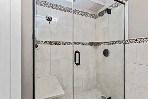 4250 North Marine Drive Chicago IL 60613