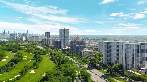 4250 North Marine Drive Chicago IL 60613