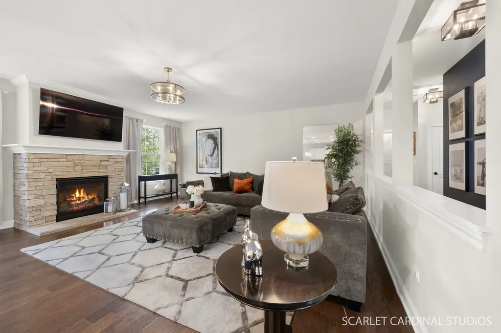 851 Heatherfield Circle Naperville IL 60565
