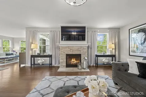 851 Heatherfield Circle Naperville IL 60565