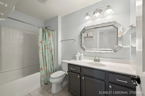 851 Heatherfield Circle Naperville IL 60565
