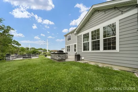 851 Heatherfield Circle Naperville IL 60565