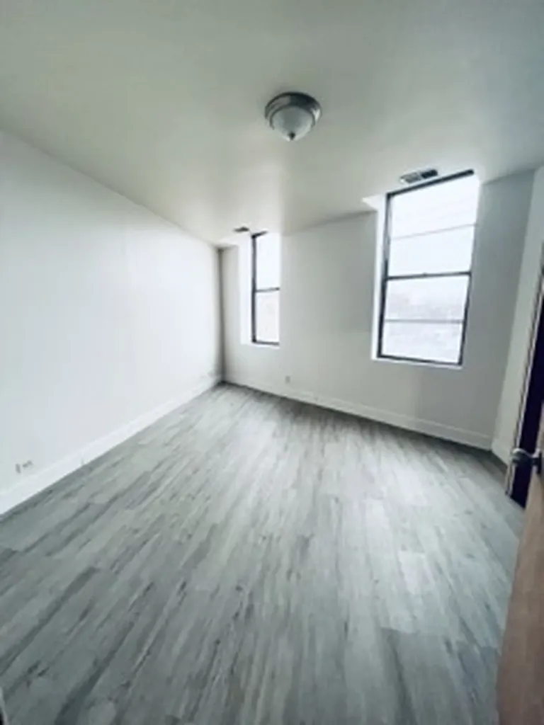 1302 West 31st Street Chicago IL 60608