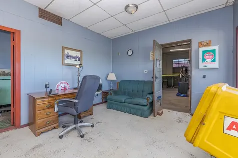 504 North Division Street Chenoa IL 61726