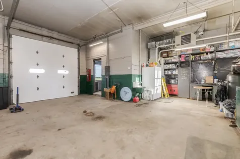 504 North Division Street Chenoa IL 61726