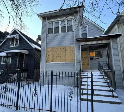 722 North Laramie Avenue Chicago IL 60644