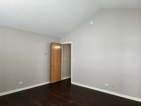 97 West Amberley Drive Round Lake IL 60073