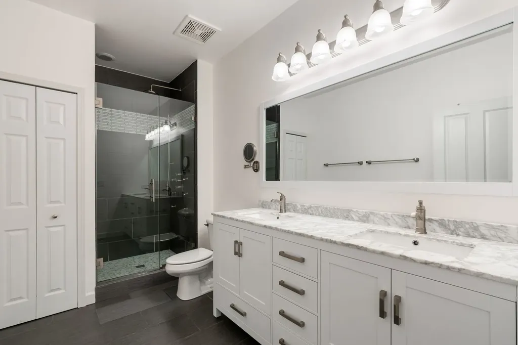 228 East Cullerton Street Chicago IL 60616