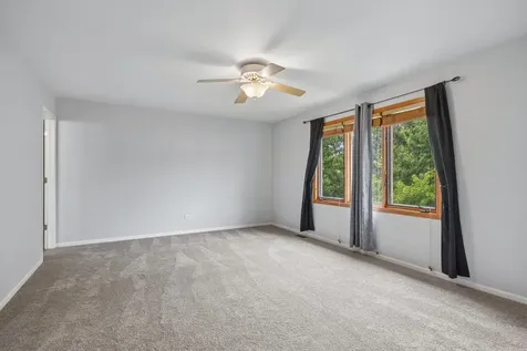 15963 Blackwater Court Tinley Park IL 60477