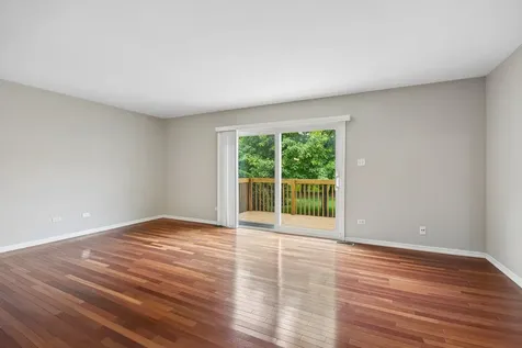 15963 Blackwater Court Tinley Park IL 60477
