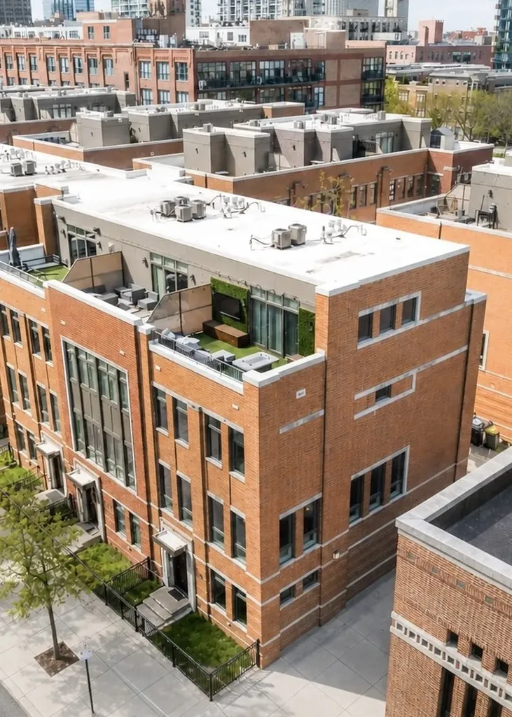 1626 South Prairie Avenue Chicago IL 60616