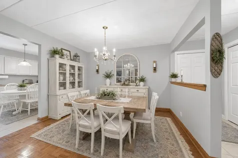 11012 South Theresa Circle Palos Hills IL 60465
