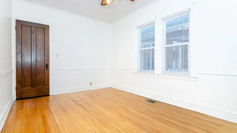 1033 Hayes Avenue Oak Park IL 60302