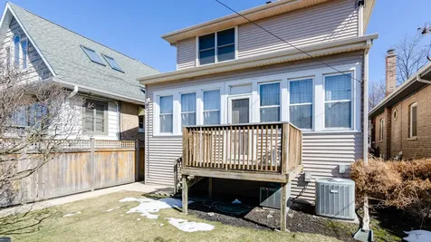 1033 Hayes Avenue Oak Park IL 60302