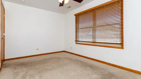 1033 Hayes Avenue Oak Park IL 60302