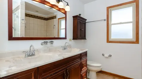 1033 Hayes Avenue Oak Park IL 60302