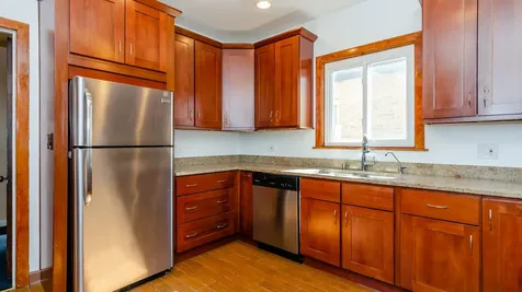 1033 Hayes Avenue Oak Park IL 60302