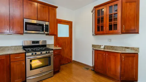 1033 Hayes Avenue Oak Park IL 60302