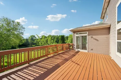 623 North Overlook Trail Round Lake IL 60073