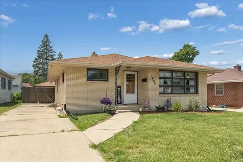 1609 Oakland Avenue Crest Hill IL 60403
