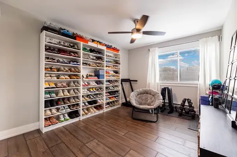 4112 West 98th Street Oak Lawn IL 60453