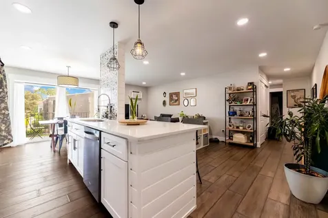 4112 West 98th Street Oak Lawn IL 60453