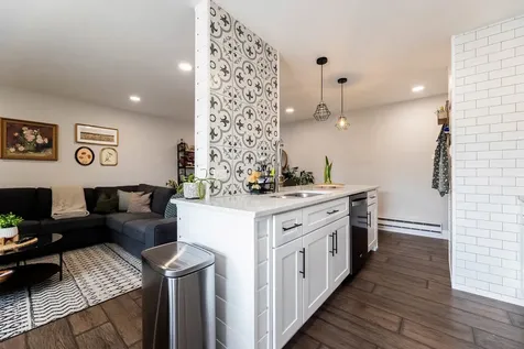 4112 West 98th Street Oak Lawn IL 60453