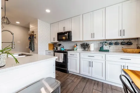 4112 West 98th Street Oak Lawn IL 60453