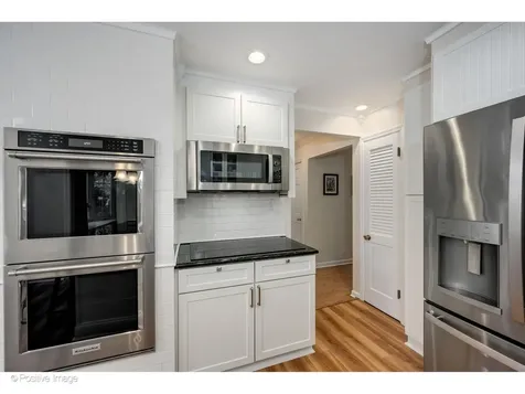 1367 Sanford Lane Glenview IL 60025