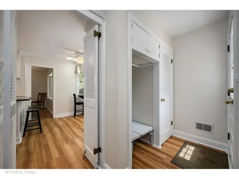 1367 Sanford Lane Glenview IL 60025