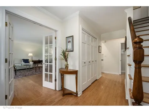 1367 Sanford Lane Glenview IL 60025