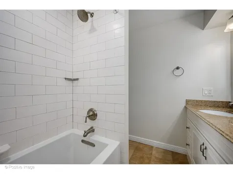 1367 Sanford Lane Glenview IL 60025