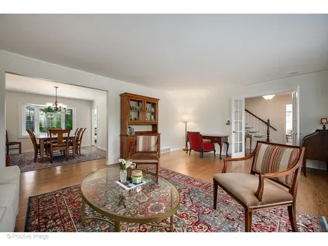 1367 Sanford Lane Glenview IL 60025