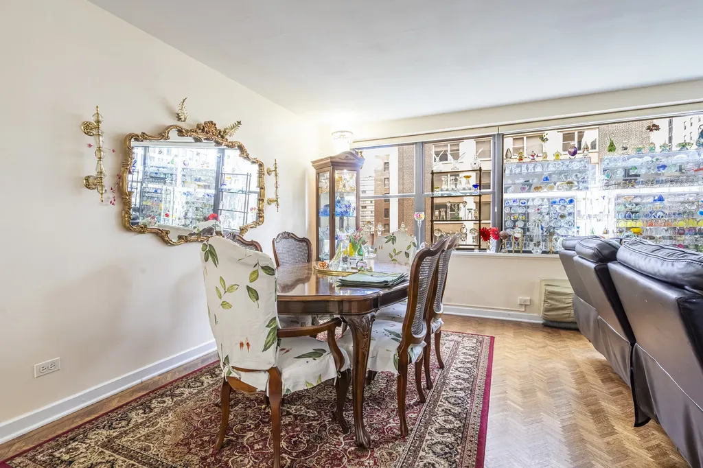850 North Dewitt Place Chicago IL 60611