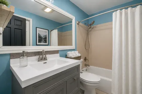 16888 West Orchard Valley Drive Gurnee IL 60031