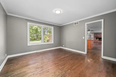 16888 West Orchard Valley Drive Gurnee IL 60031