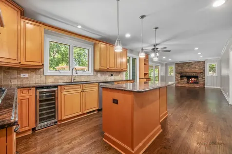 16888 West Orchard Valley Drive Gurnee IL 60031